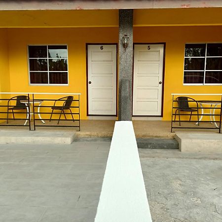 Ziella De Villa Pantai Cenang  Exterior photo