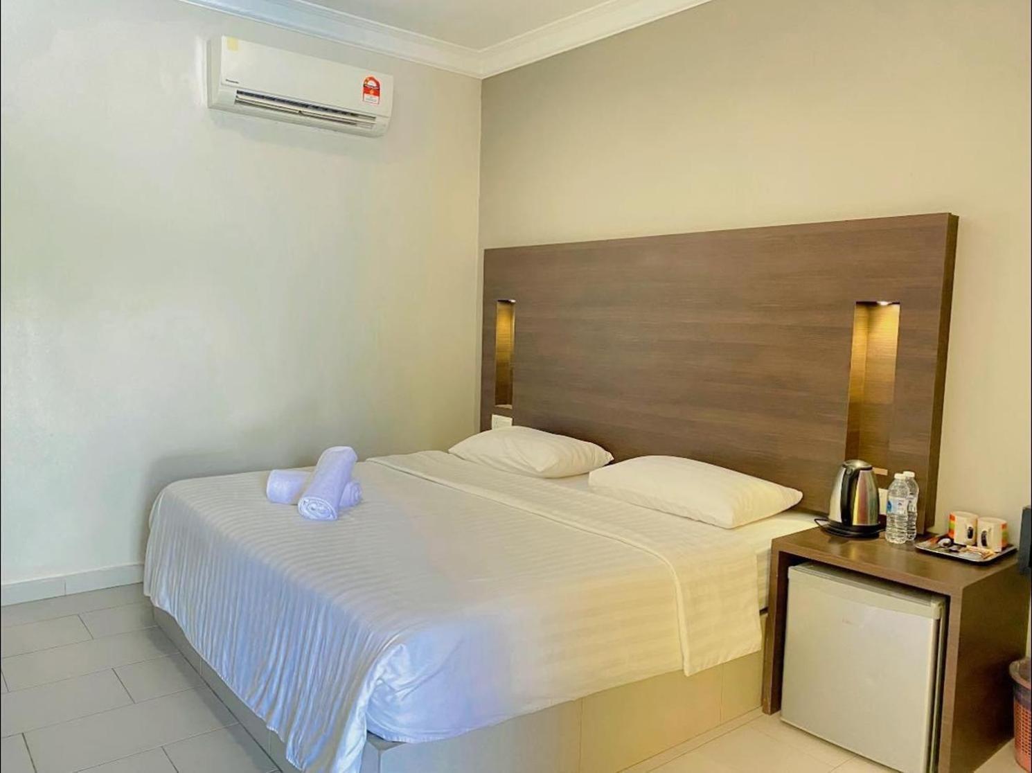 Ziella De Villa Pantai Cenang  Exterior photo
