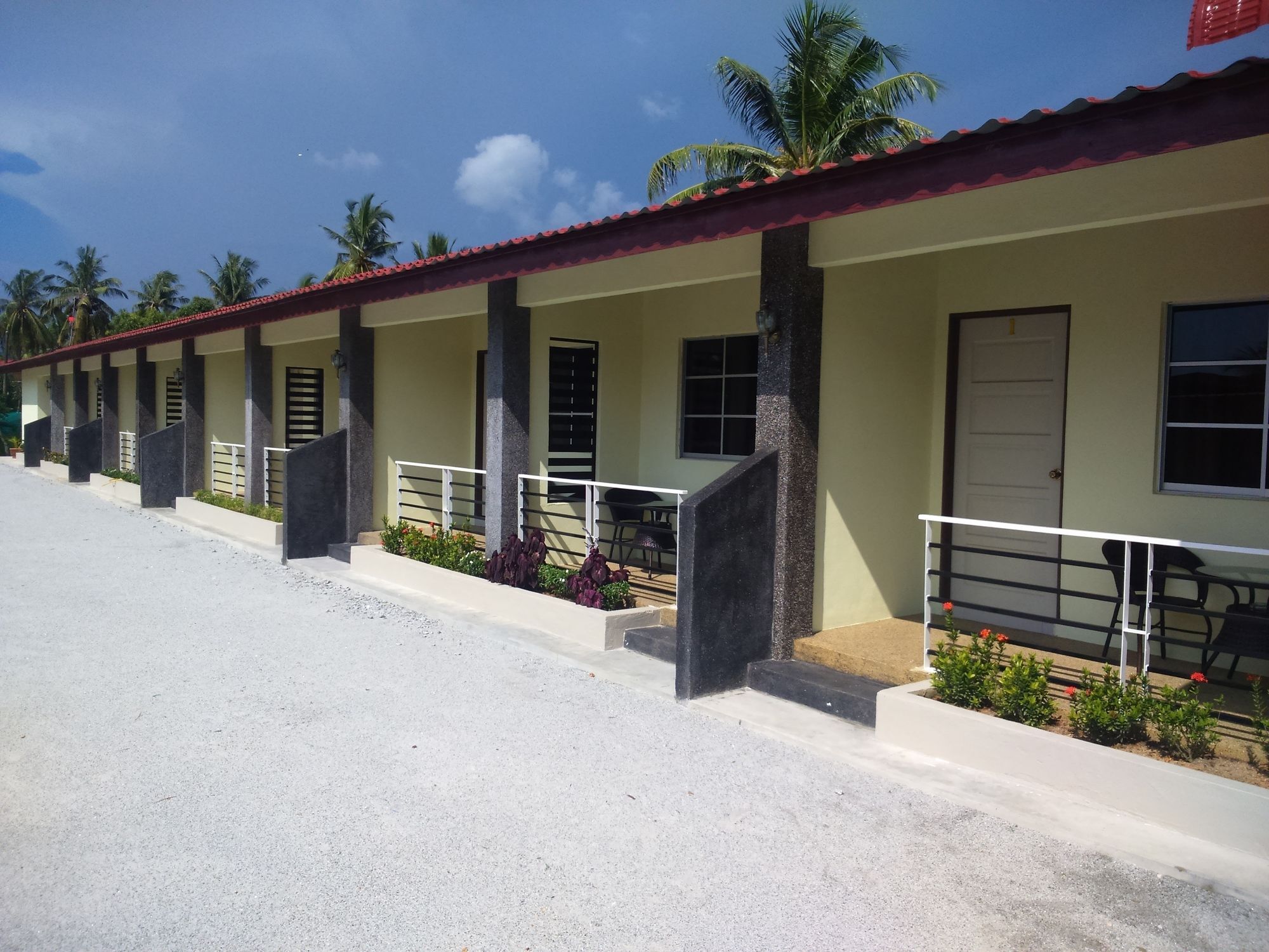 Ziella De Villa Pantai Cenang  Exterior photo